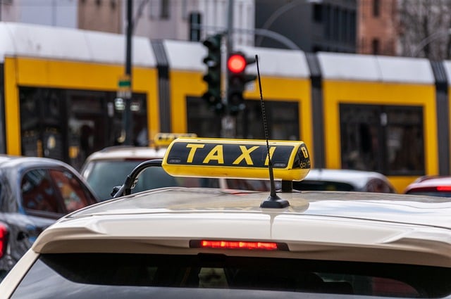 Debrecen4U Transportation Cabs Taxis Debrecen Hungary Pixabay