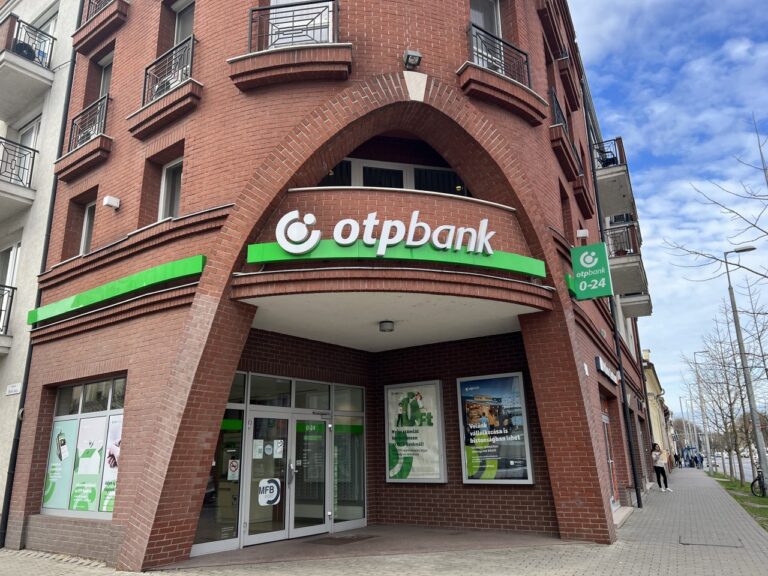 Hungary Debrecen OTP Bank2 768x576
