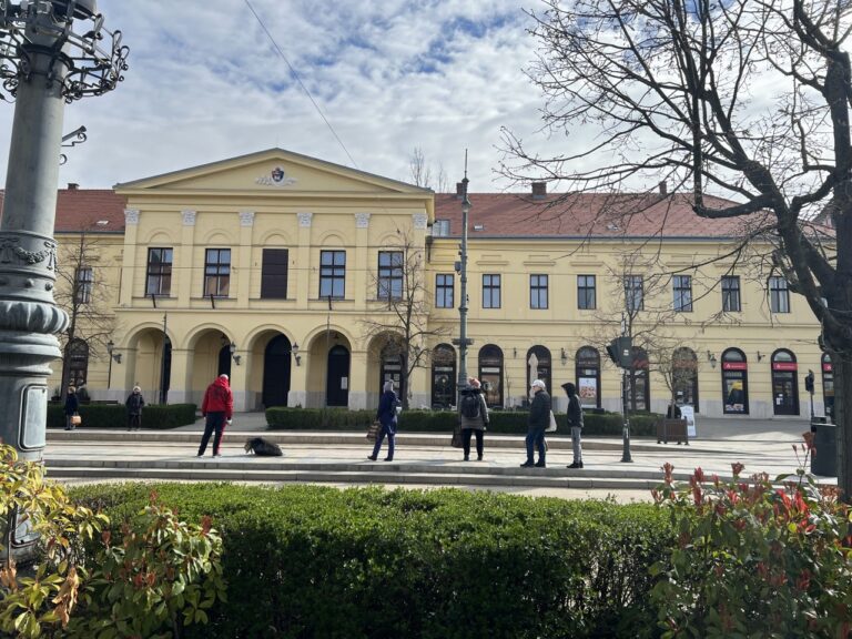 Hungary Debrecen Old City Hall 768x576