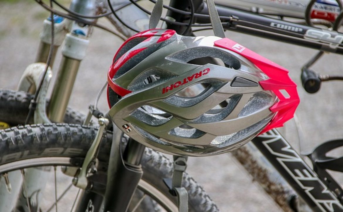 Compulsory bike accessories you need -Debrecen4U