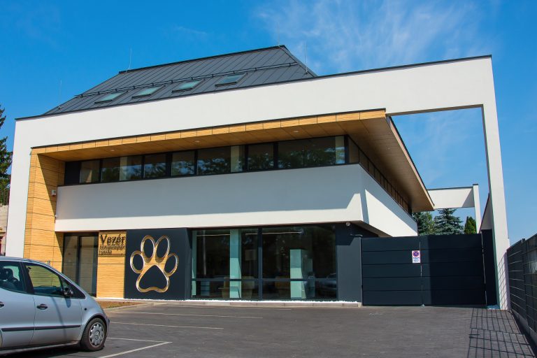 Vezer Veterinary Centre Facebook Vezer Allategeszsegugyi Centrum 01 768x512