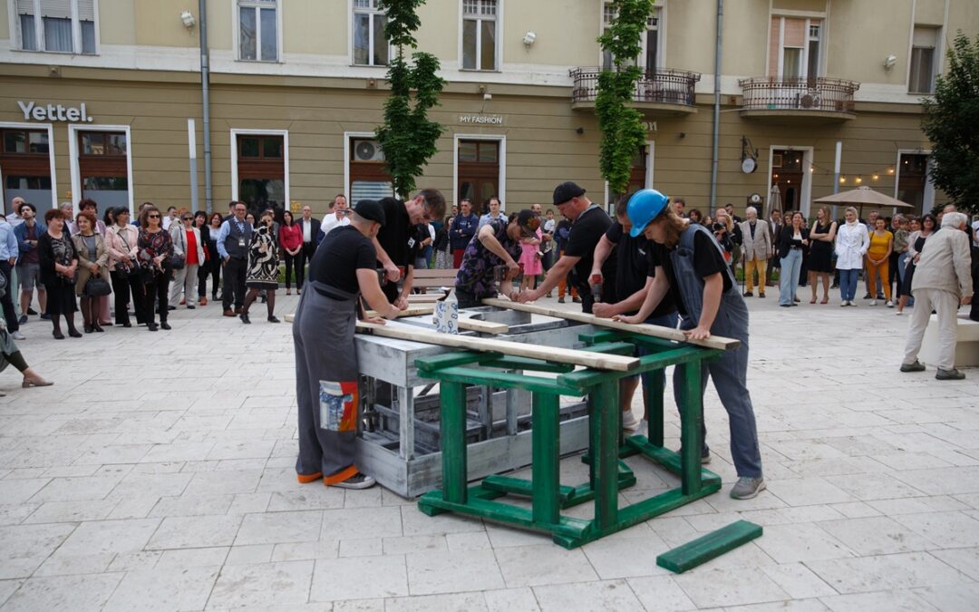 Deszka Festival opened its doors with a spectacular open-air programs