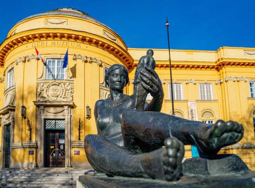 Why Is Debrecen Called a “Cívis City”?