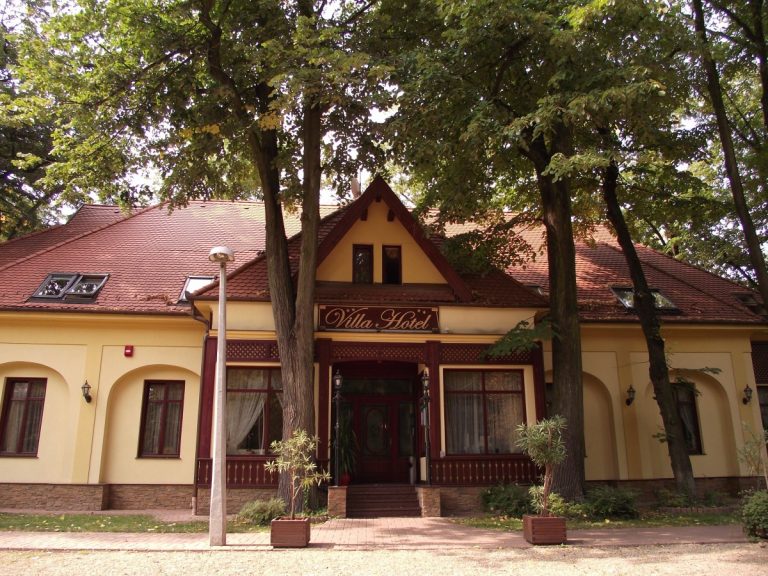 villa hotel1 768x576