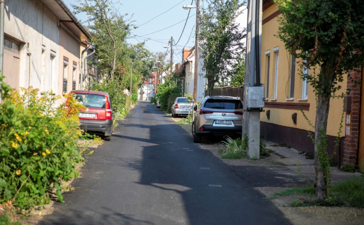 Major Road Paving Works Have Been Completed On Dugovics Titusz Street