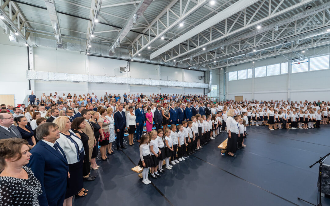 A town school year opening ceremony was held at Epreskert Primary School