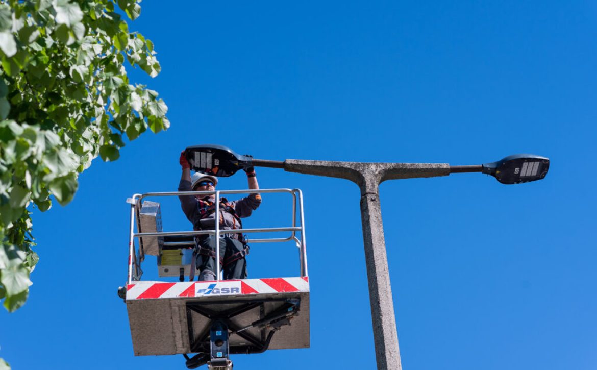 The-first-phase-of-the-modernisation-of-the-street-lighting-system-in-Debrecen-has-been-completed_Debrecen_Hungary