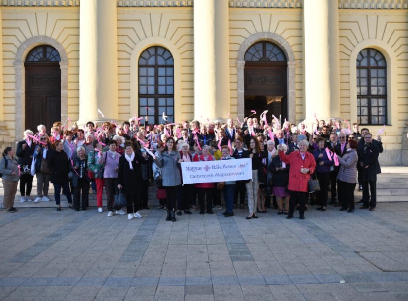 Attention was drawn to the fight against breast cancer in Debrecen_Debrecen_Hungary