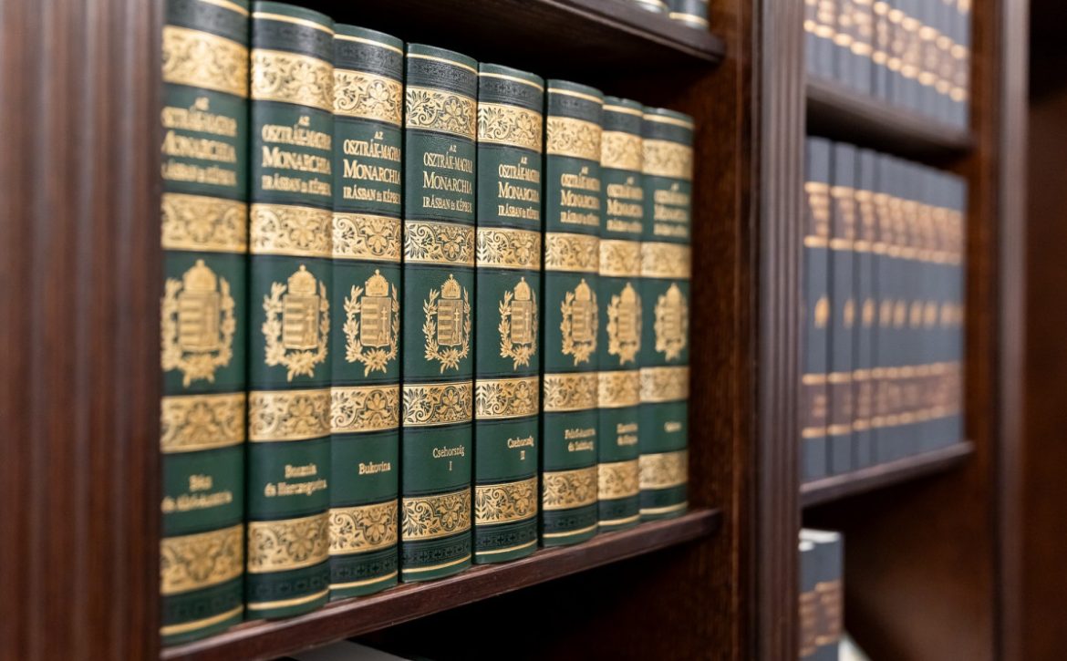 Mayor’s Reference Library established_Debrecen_Hungary