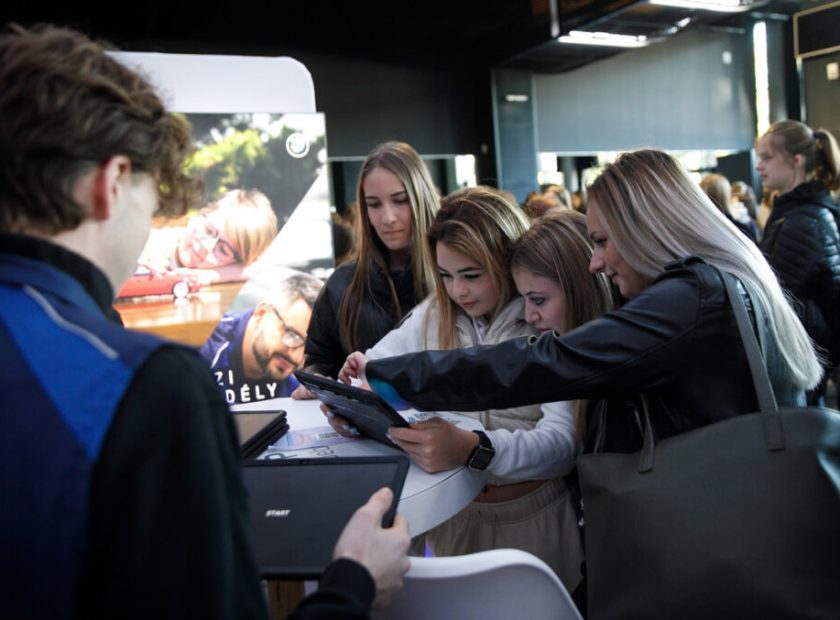TechGirls to attract girls into engineering, IT and science_Debrecen_Hungary