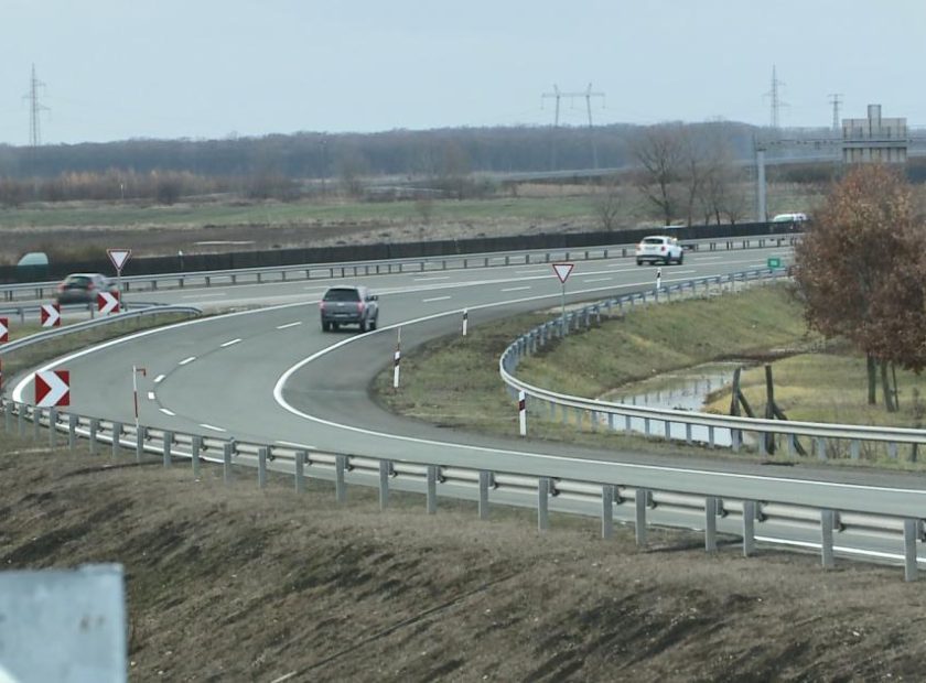 The motorway linking Debrecen to the capital is to be rebuilt and partly widened to six lanes_Debrecen-Hungary