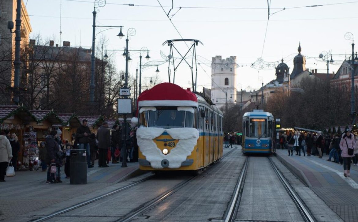 There will be a Santa Claus tram again this year_Debrecen_Hungary