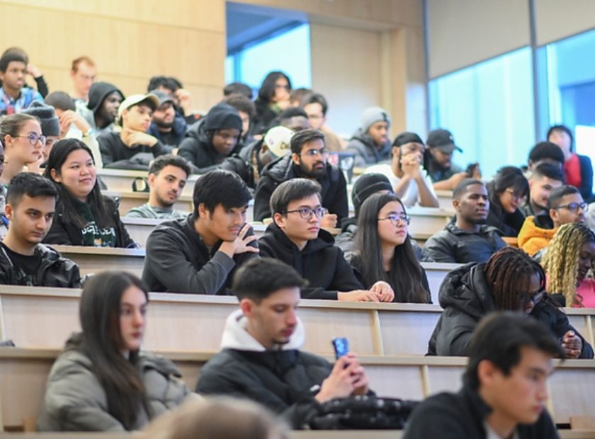 Foreign students at the University of Debrecen learned more about artificial intelligence_Debrecen_Hungary