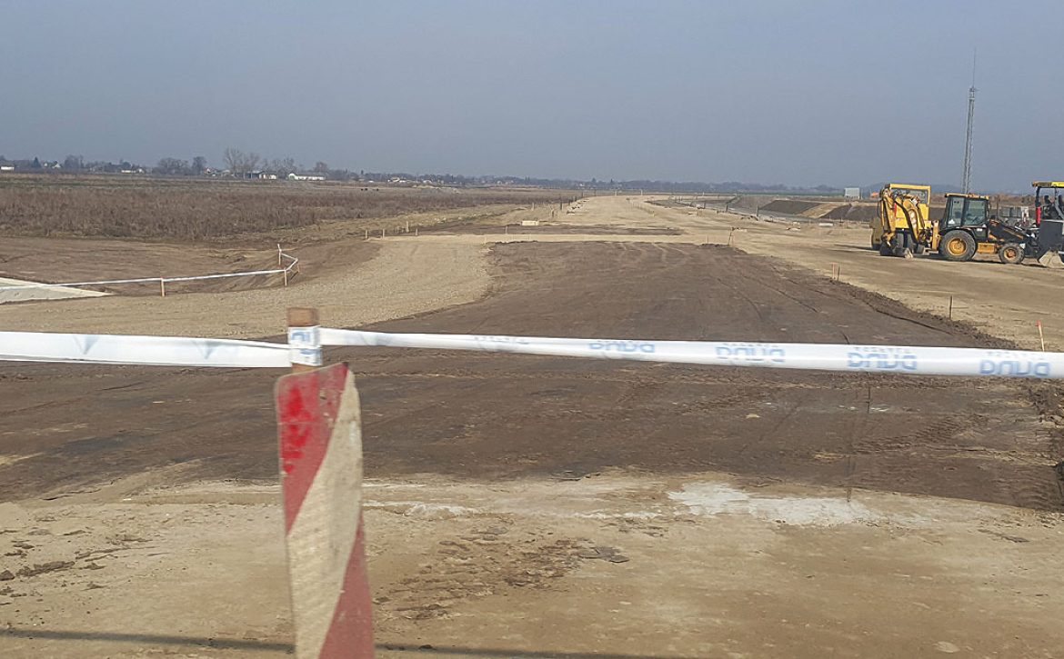 A new road is being built in the Southern Economic Zone