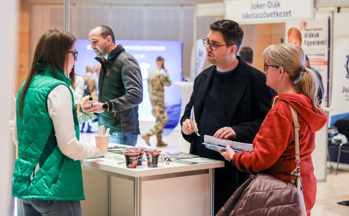 Almost thirty exhibitors welcomed jobseekers at the 12th Napló Job Fair