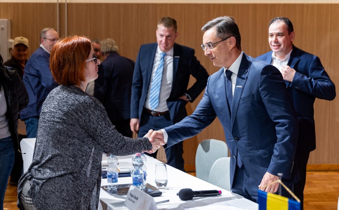 Developments in the eastern part of Debrecen presented at a public forum