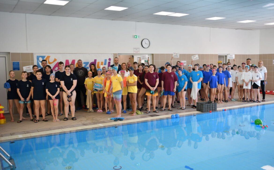 Six primary schools in Debrecen attended a water festival