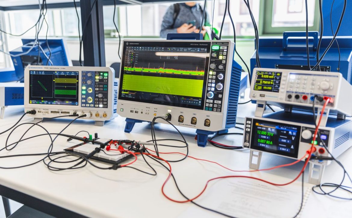 A one-million-euro lab has been established at the Faculty of Engineering of the University of Debrecen