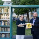 The popular outdoor book cabinet in the Ady Park has been renovated