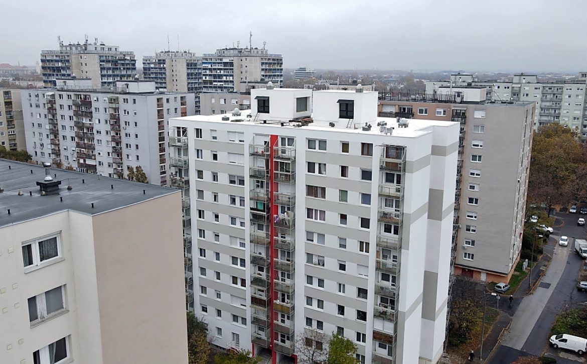 Expanded 2025 Debrecen prefabricated housing programme to start on 1 May