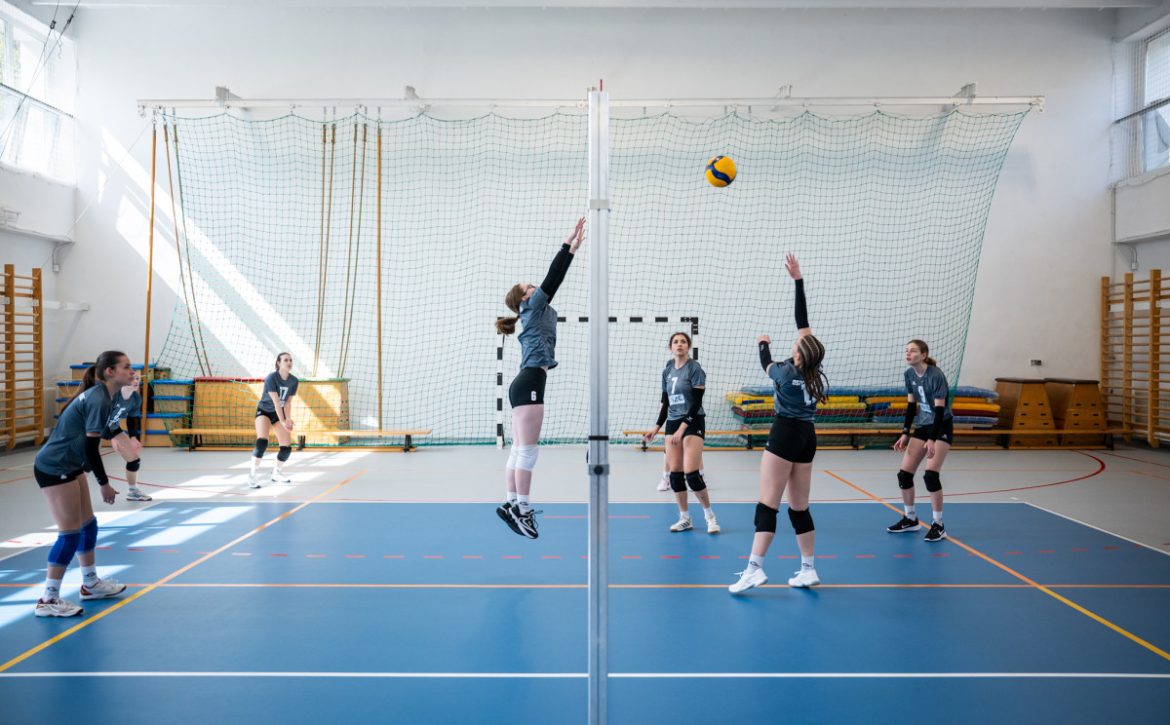 The gymnasium of the secondary school in Debrecen has been fully equipped and renovated