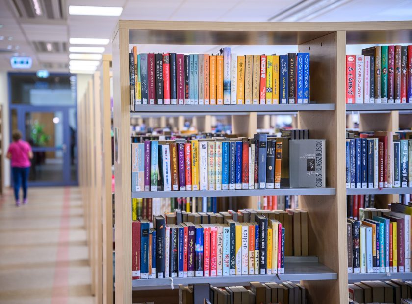 40 percent more books have been borrowed since library use became free in Debrecen