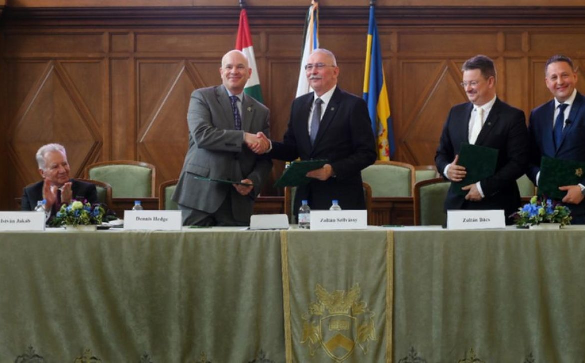 Debrecen University decides to establish an American double degree