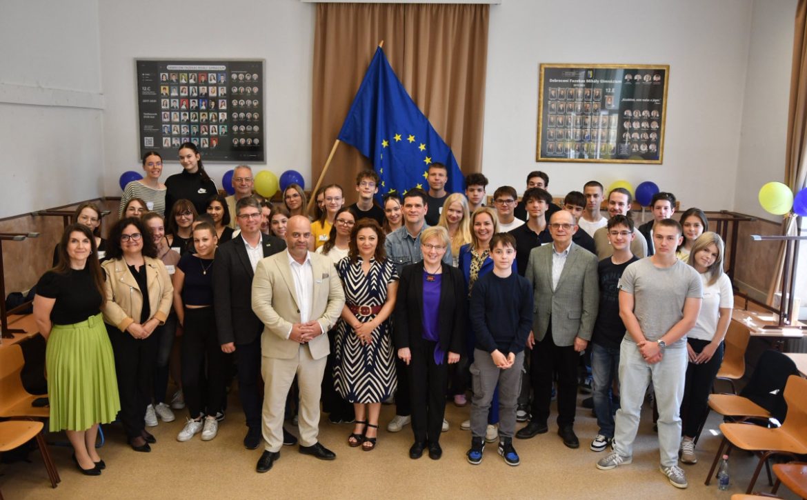 Equal opportunities were the theme of Europe Day at Fazekas Grammar School