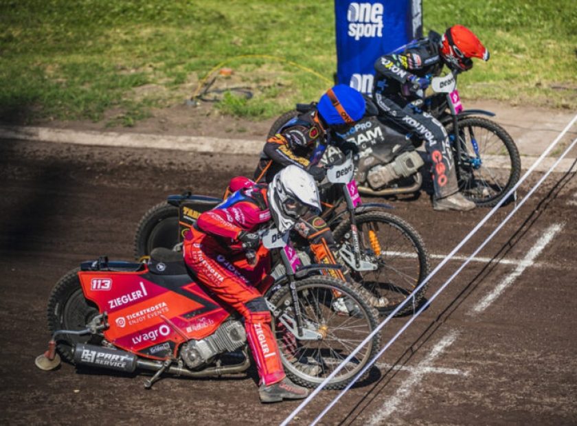 Slag engine race