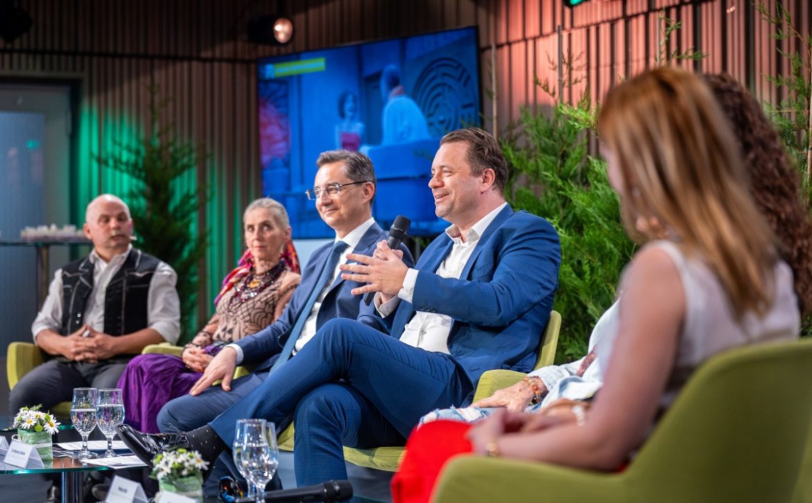 Starting in June, the 75-year-old Nagyerdei Open-Air Stage will welcome audiences again