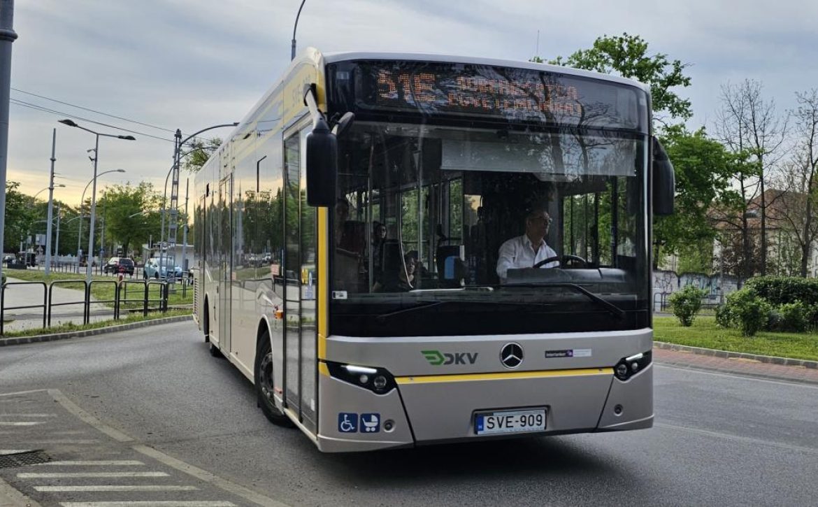 The operation of the 51E university bus is changing