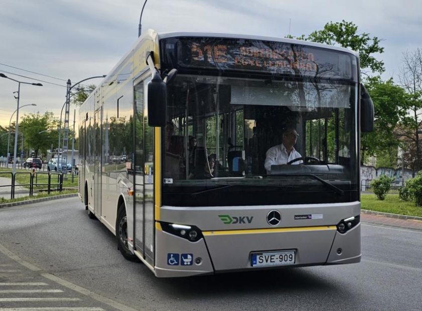 The operation of the 51E university bus is changing