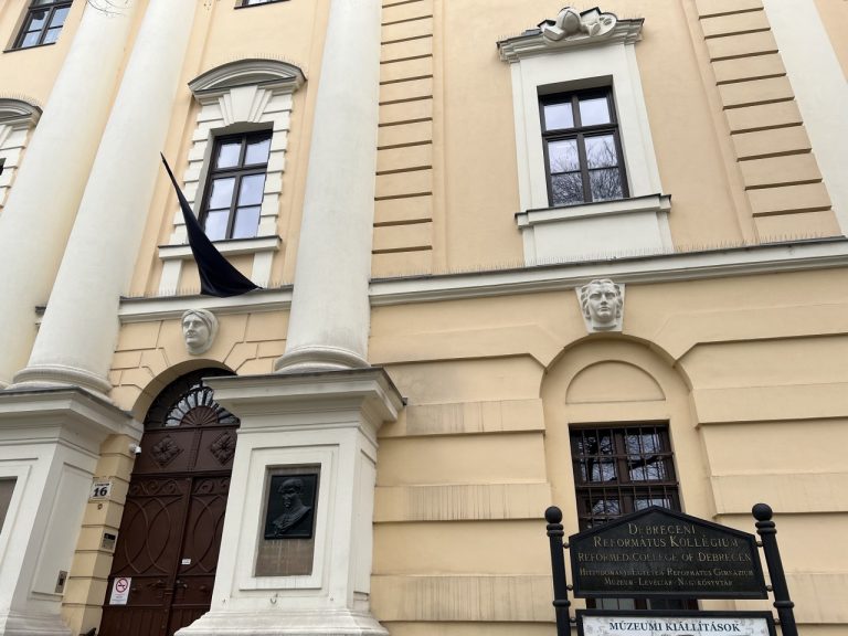 Hungary Debrecen Museum Reformed College1 768x576