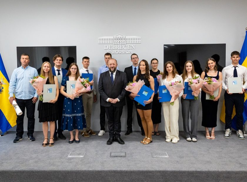 Scholarship-winning artists and talents honoured in Debrecen
