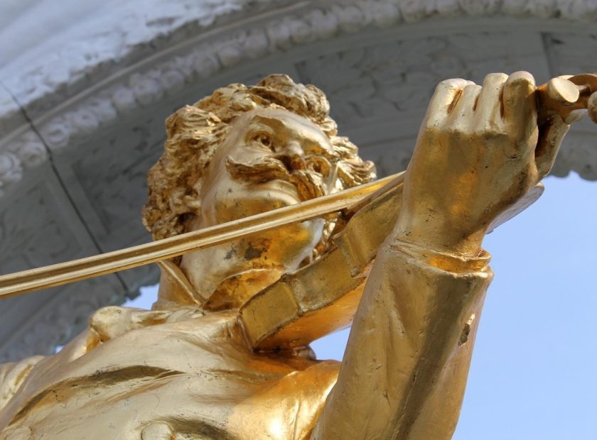 johann-strauss-2110734_1280