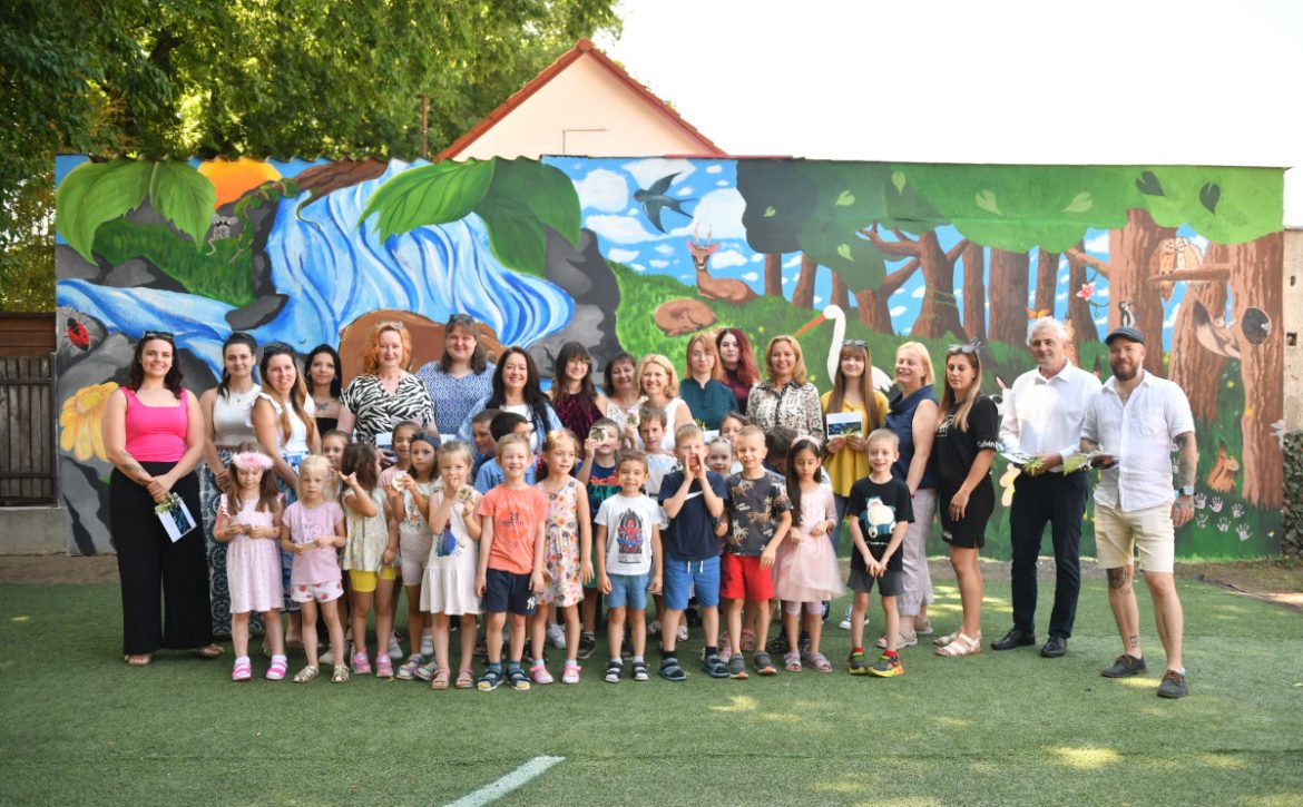 A fabulous mural decorates the courtyard of Babits Street Kindergarten