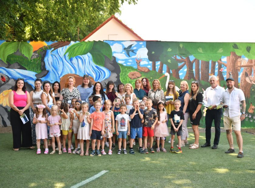 A fabulous mural decorates the courtyard of Babits Street Kindergarten