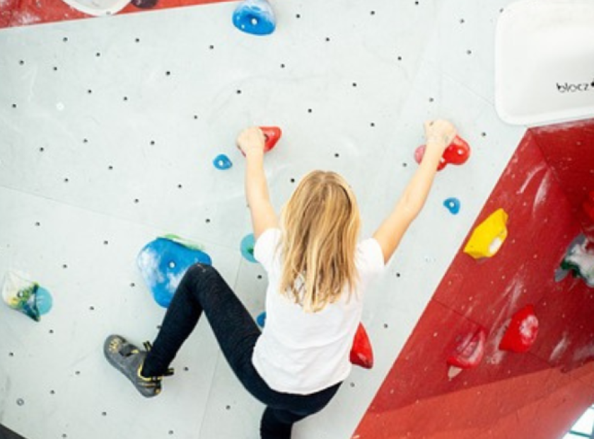 Debrecen school to get new climbing wall this fall (1)