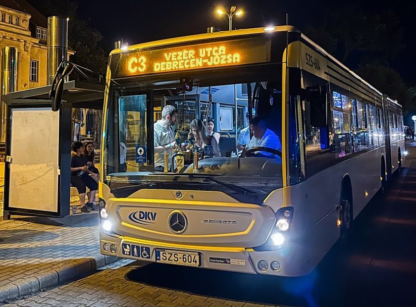 Night bus to Campus Festival
