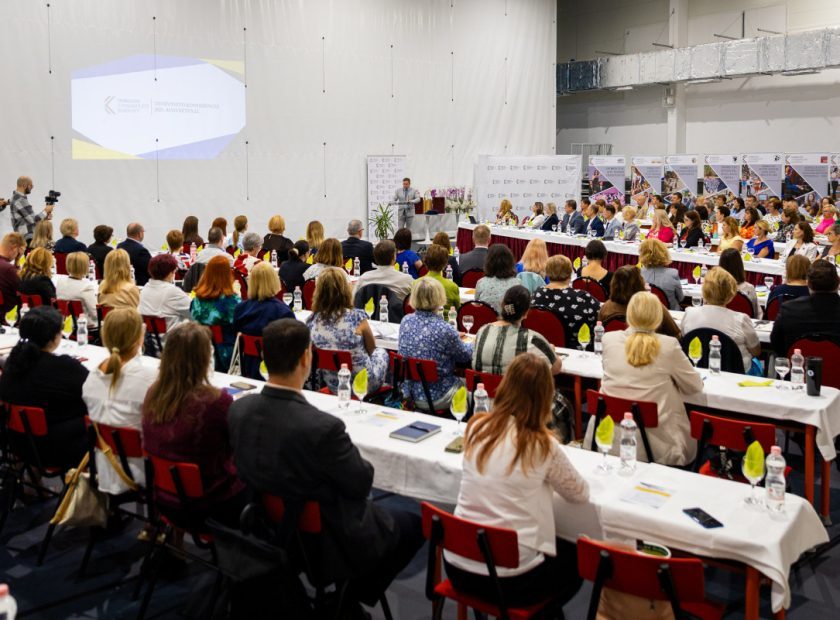 Almost twenty thousand students and two thousand teachers will start the new school year in Debrecen schools