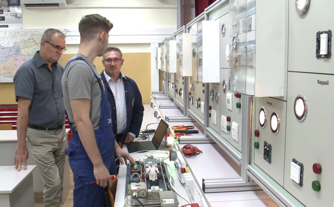 Debrecen Vocational Training Center (DSZC)