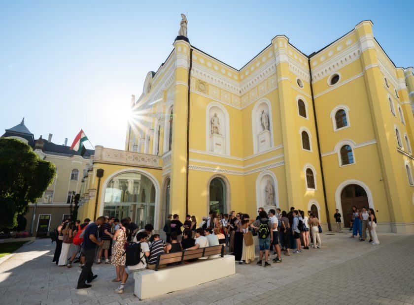 Future actors got acquainted with the Debrecen theater