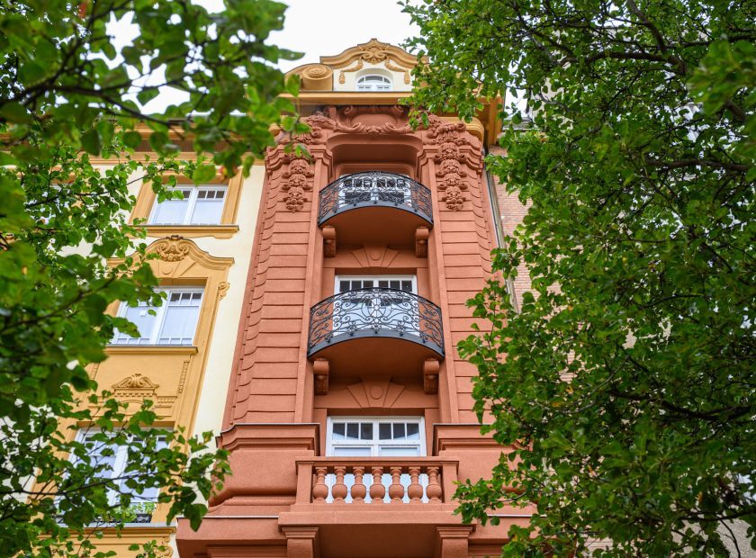 One of Debrecen’s most beautiful apartment buildings will soon shine in its former glory