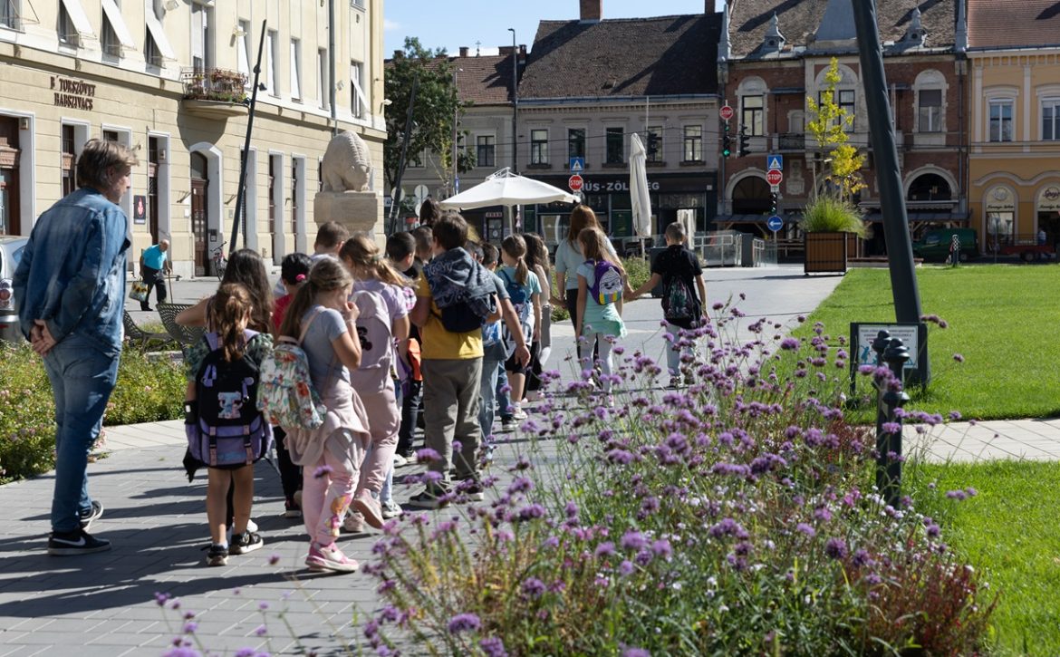 The city history walks continue