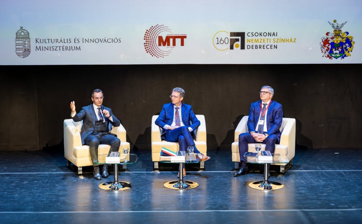 The theater of the “Cívis” City hosted the National Theater Season Opening