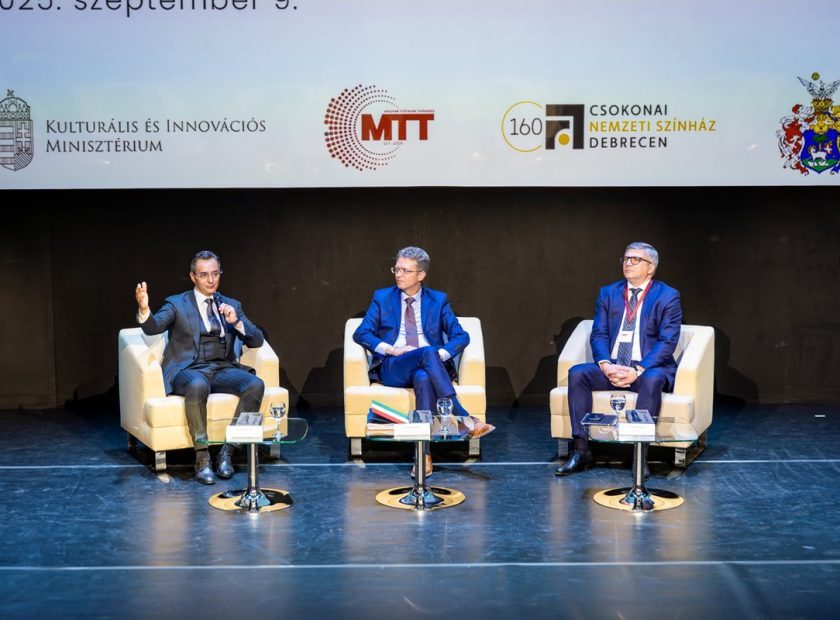 The theater of the “Cívis” City hosted the National Theater Season Opening