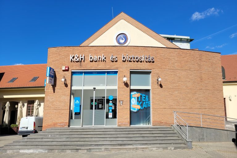 k h bank 768x512