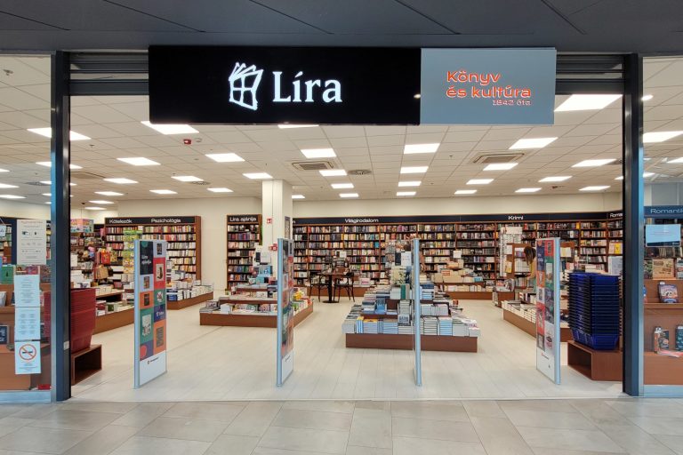 lira plaza 768x512