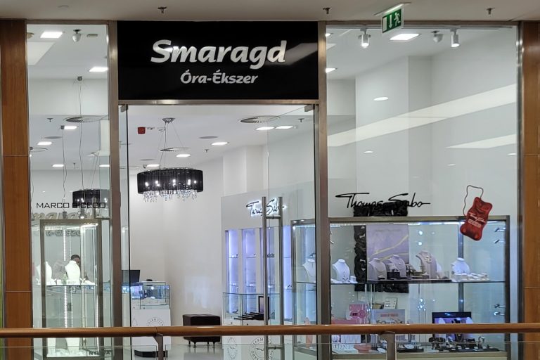 smaragd forum 768x512