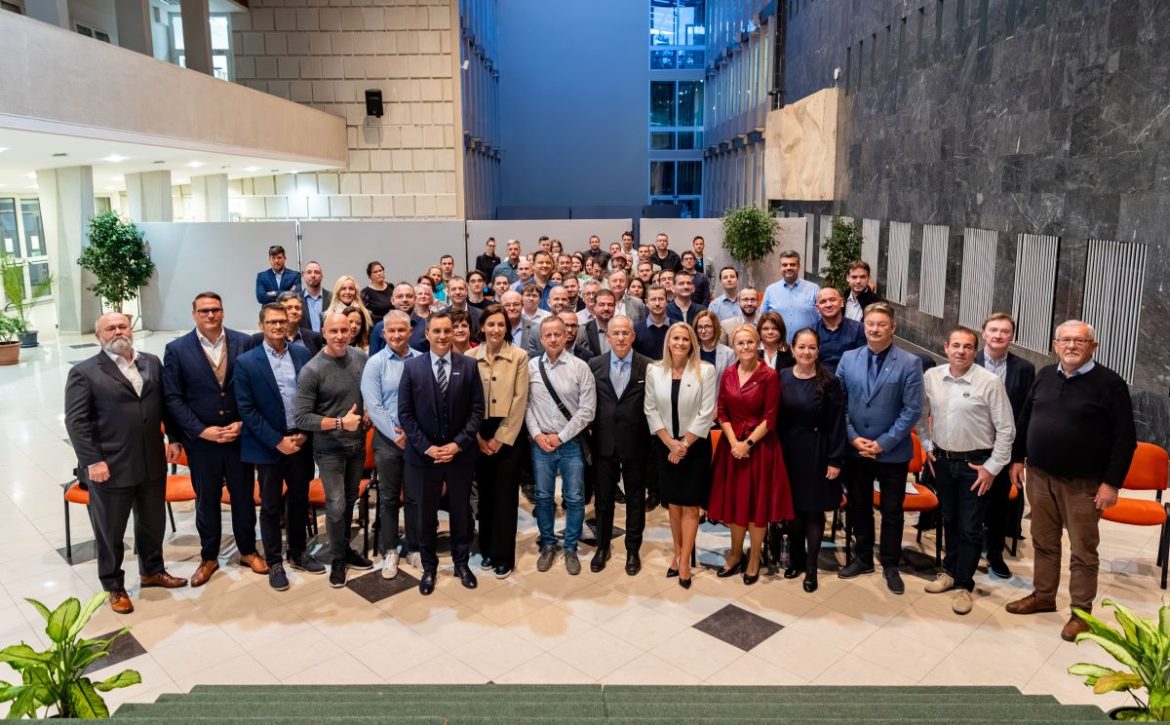 City, wealth, vision- 25 years of experience discussed in Debrecen